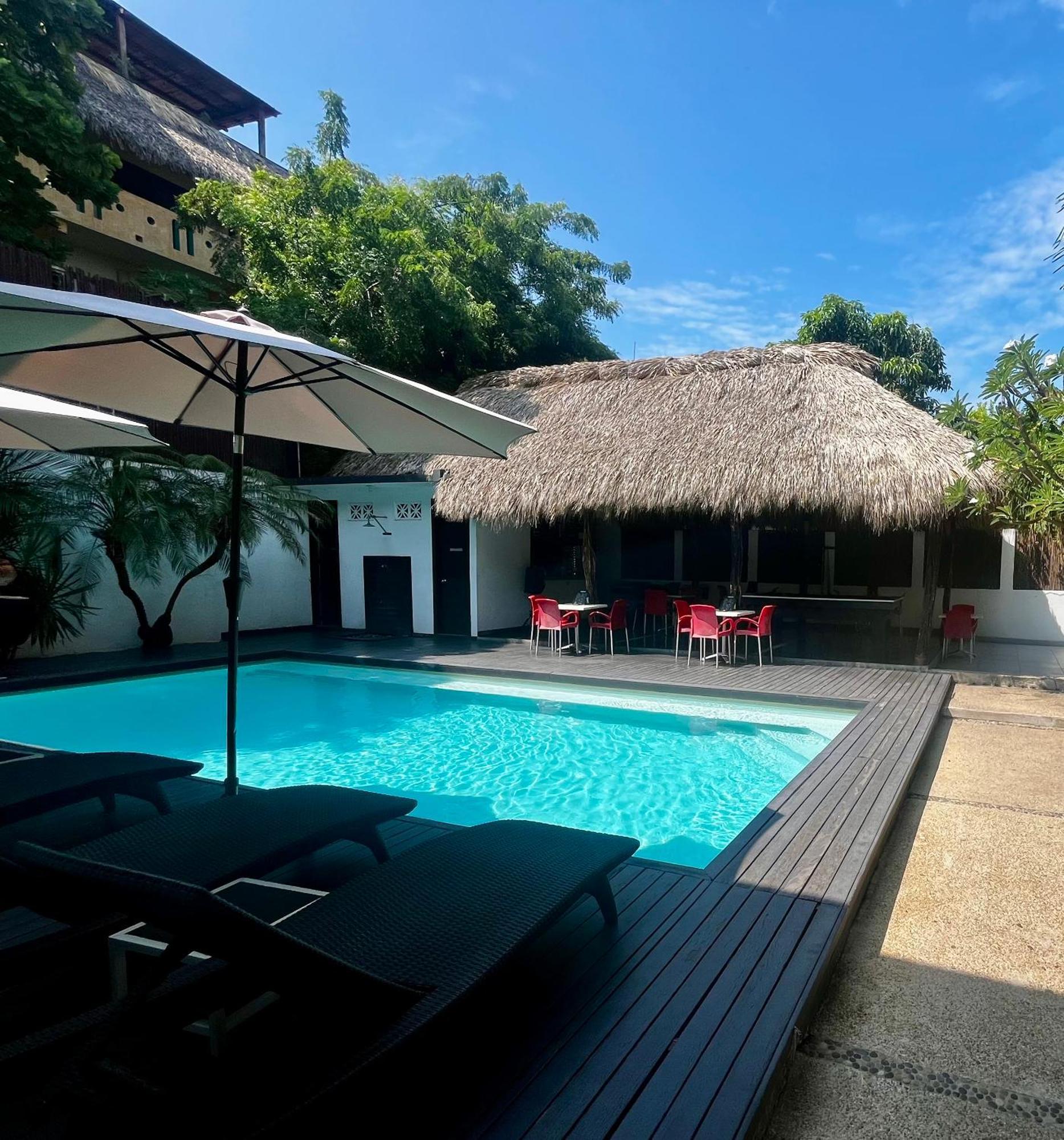 Hotel Aqua Luna Delux Santa María Colotepec Exteriör bild